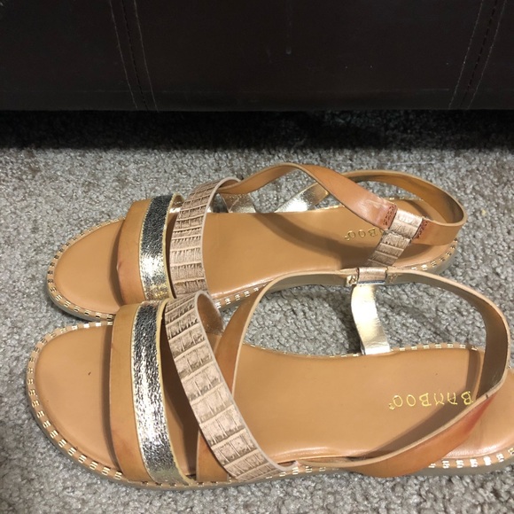 Sandals - Picture 2 of 3